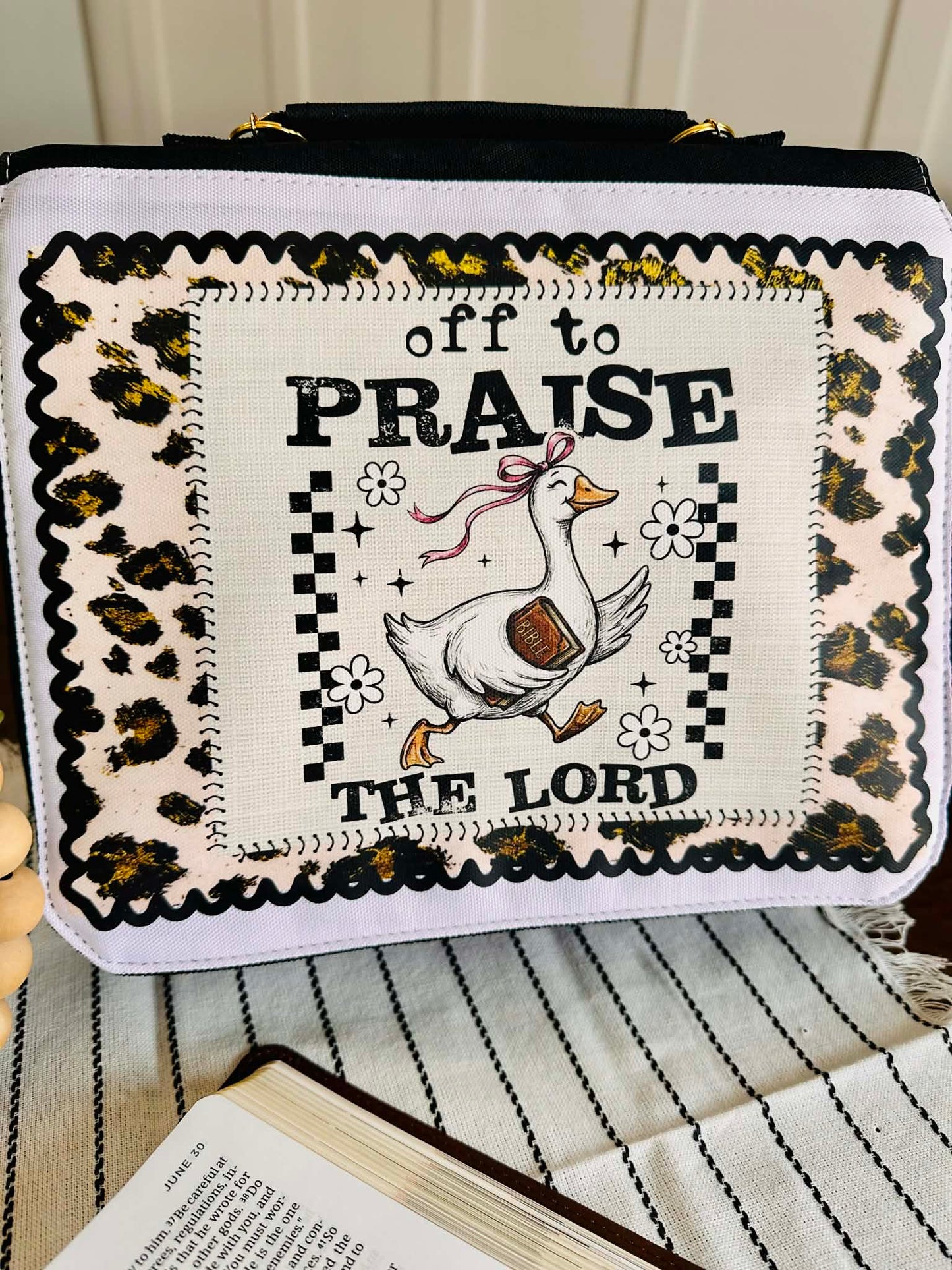 Off to Praise Bible Cover