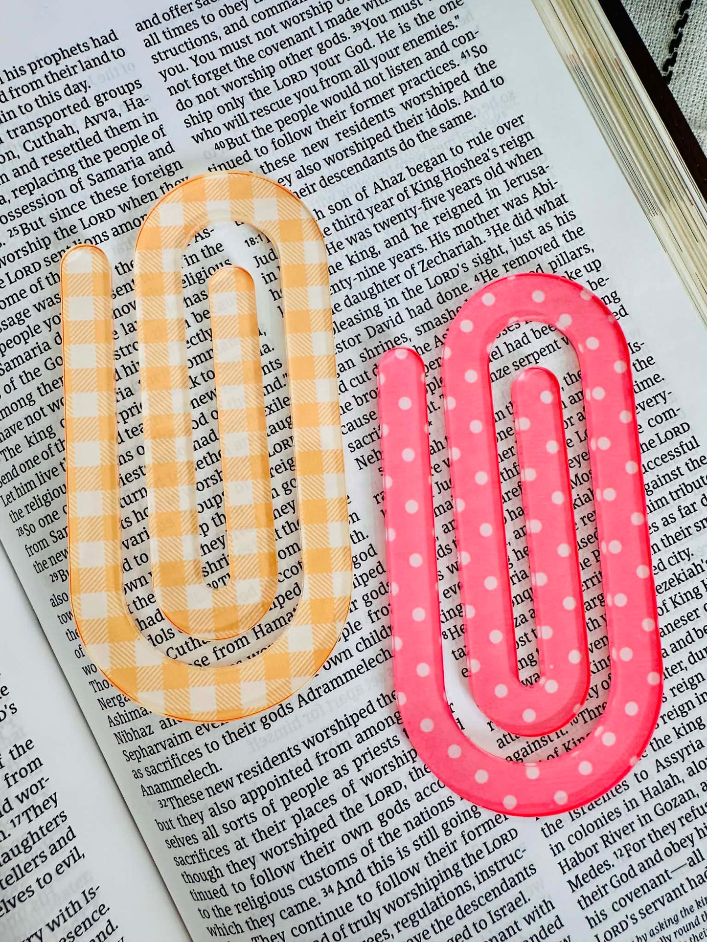 Jesus Loves You Bookmark Set