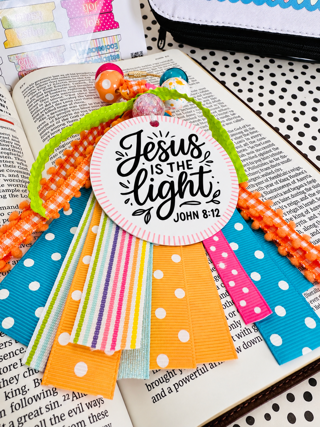 Jesus Loves You Tassel