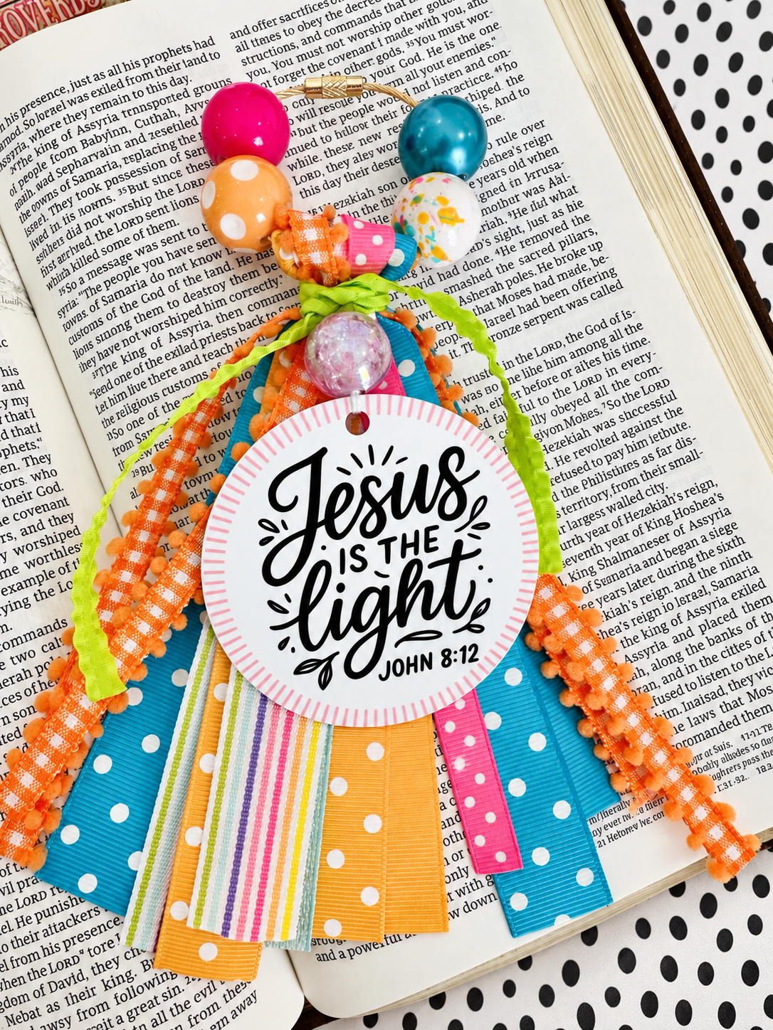 Jesus Loves You Tassel
