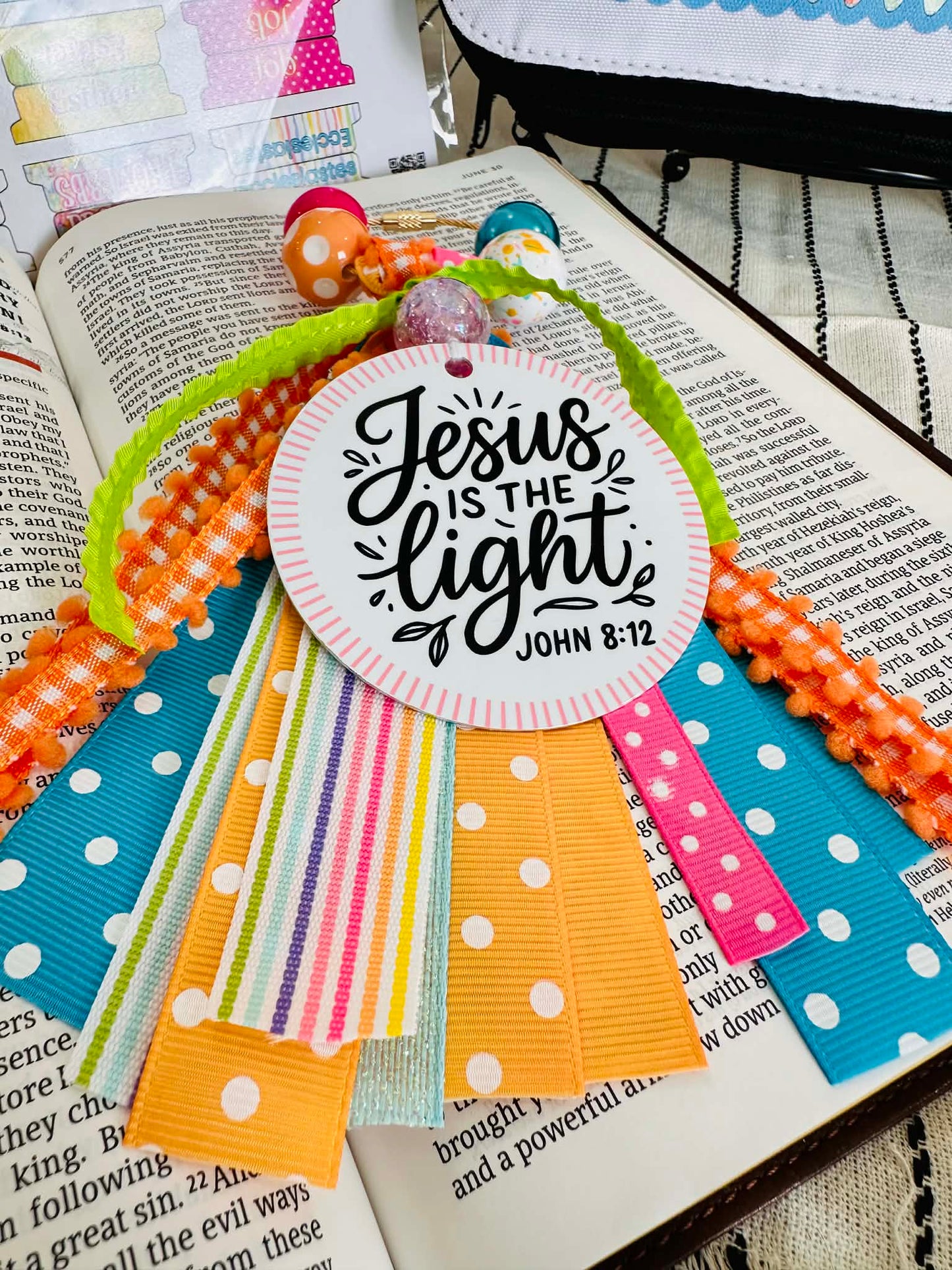 Jesus Loves You Tassel